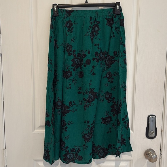 Band of the free ETTA EMERALD FLORAL MIDI SKIRT - Picture 9 of 12